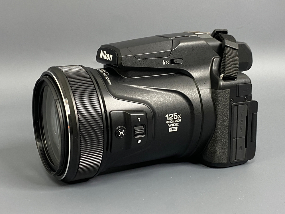 Nikon Coolpix P1000