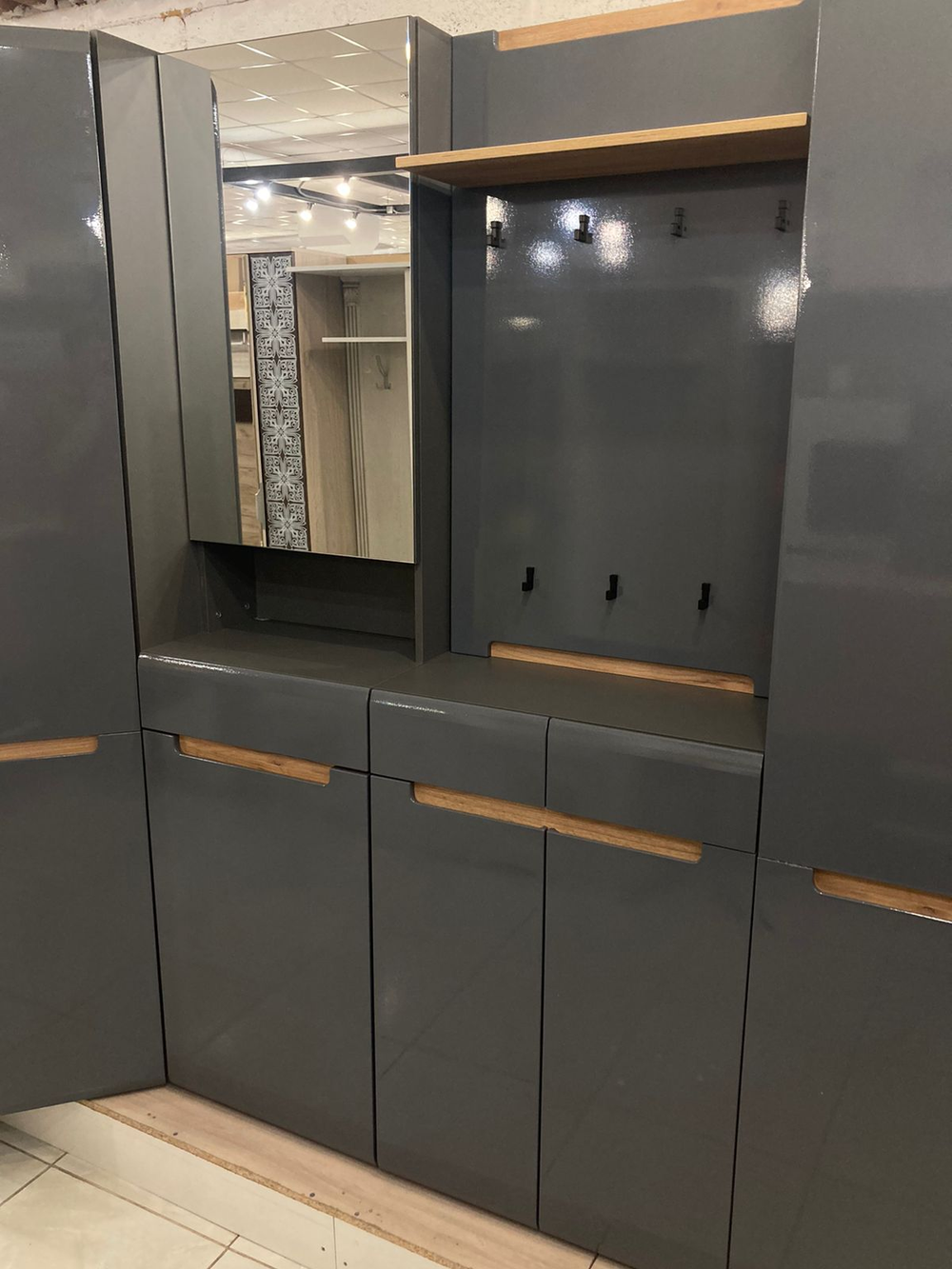 Тумба с зеркалом Стокгольм серый графит/серый глянец