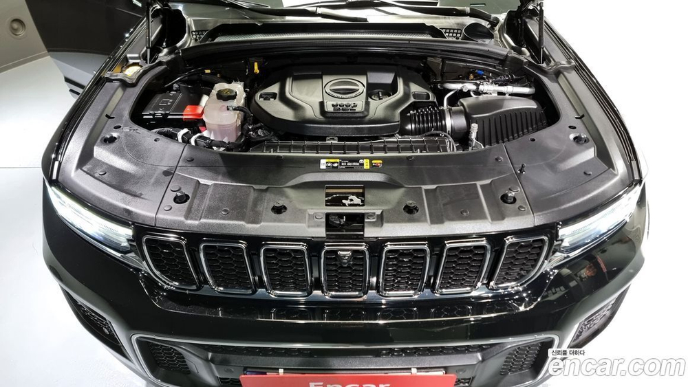 Jeep Grand Cherokee (WL) L 3.6 Overland (12.2021)