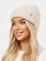 Шапка с ушками зимняя вязаная из ангоры