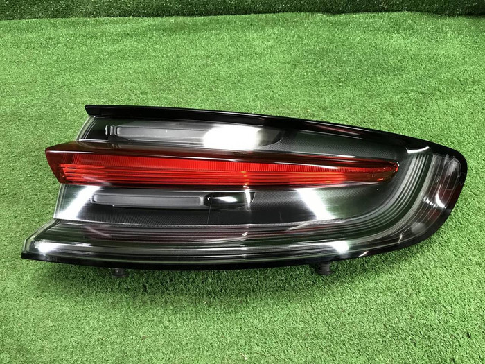 Фонарь правый внешний Porsche Macan 95b (18-нв)