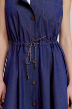 Платье без рукавов из денима