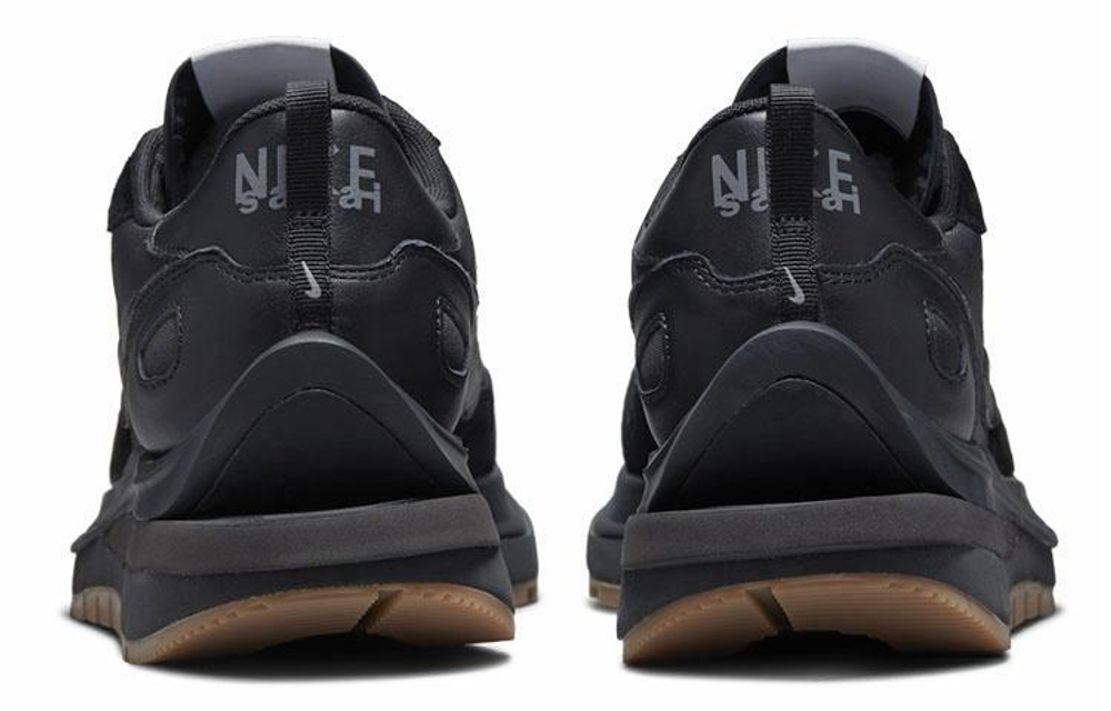 Кроссовки Sacai X Nike Vaporwaffle Black And Gum