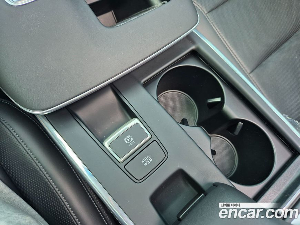 Hyundai The New Grandeur (Azera) IG 2.5 (04.2021)