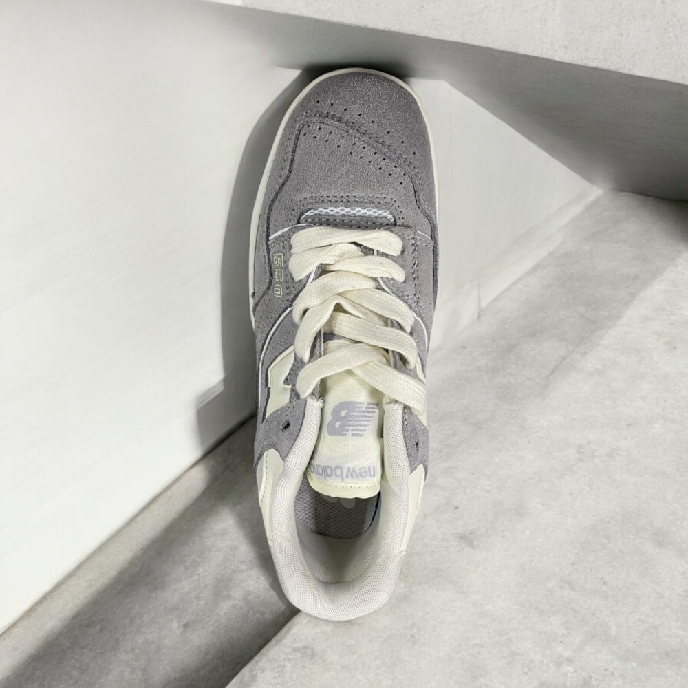 New Balance 550 • Grey Suede