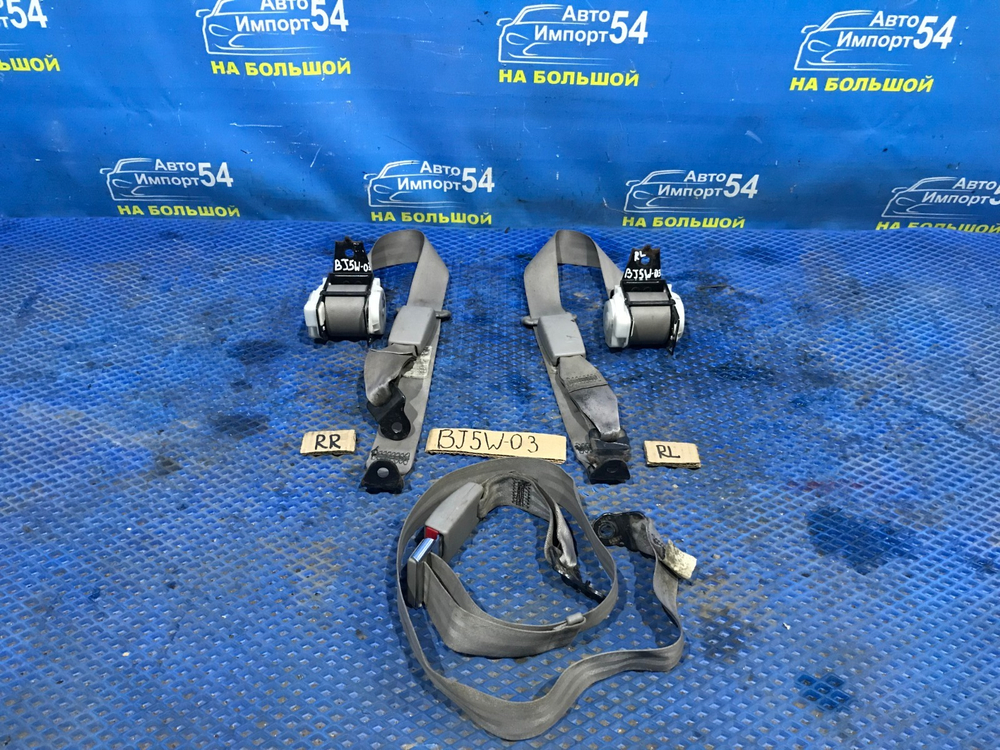 Ремни безопасности задние MAZDA FAMILIA 2001