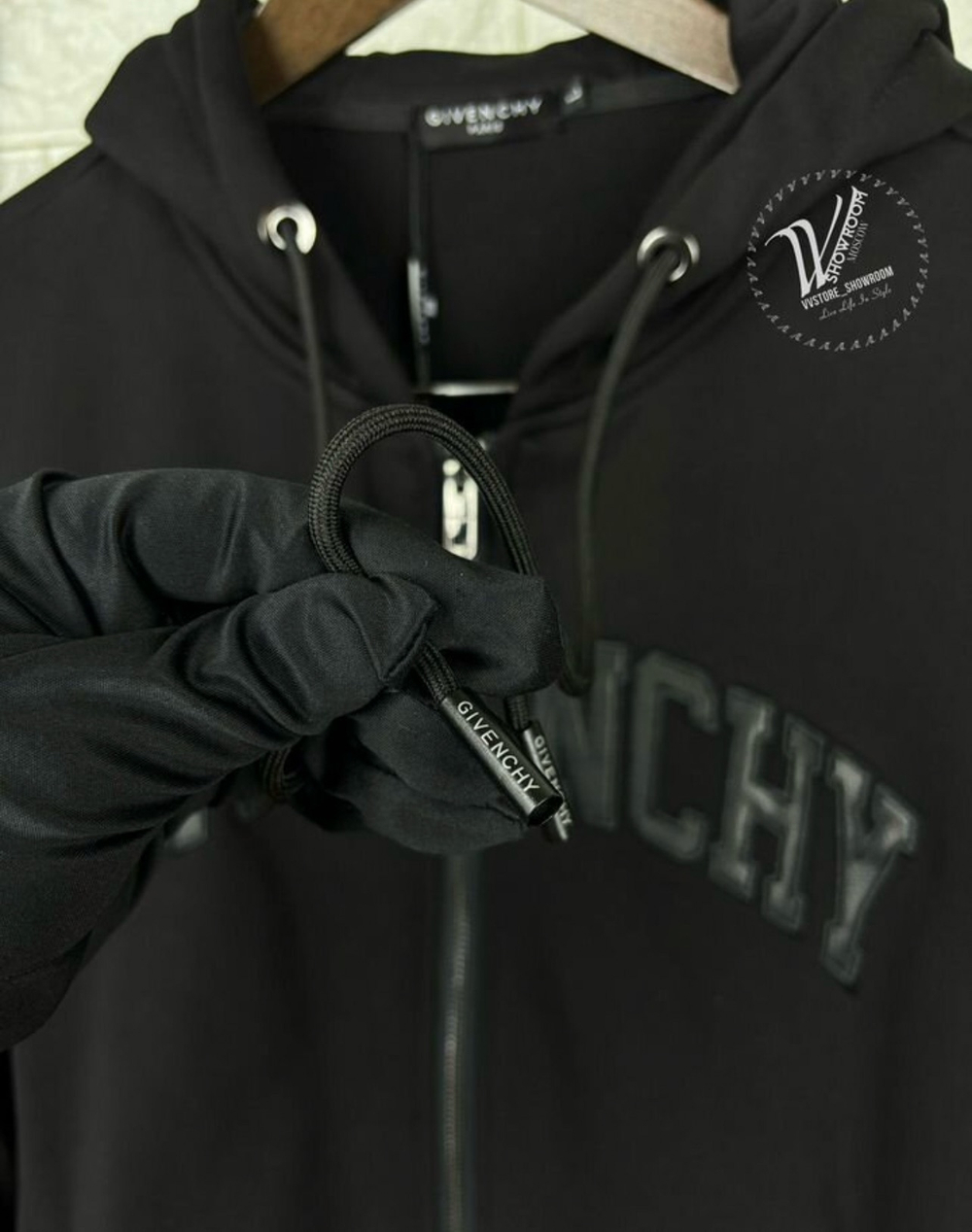 Спортивный костюм Givenchy