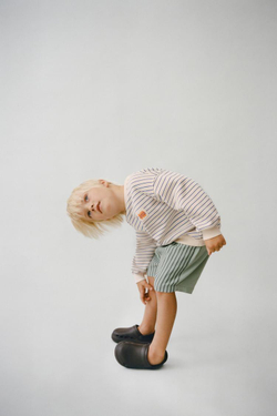 ZARA КОМБИНИРОВАННЫЕ ШОРТЫ-БЕРМУДЫ В ПОЛОСКУ, ЗЕЛЕНЫЙ