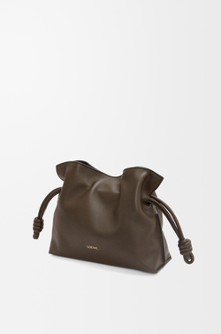 Loewe Мини-клатч Flamenco из телячьей кожи наппа, шоколадный