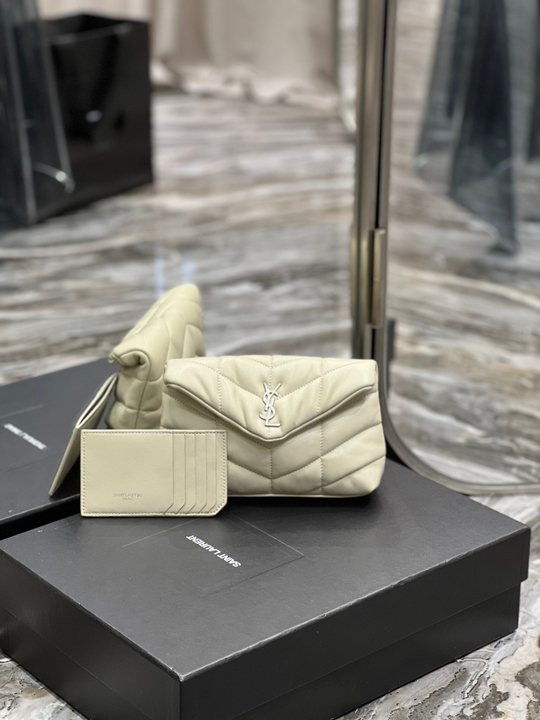 Saint Laurent Loulou Puffer Bag 18 cm