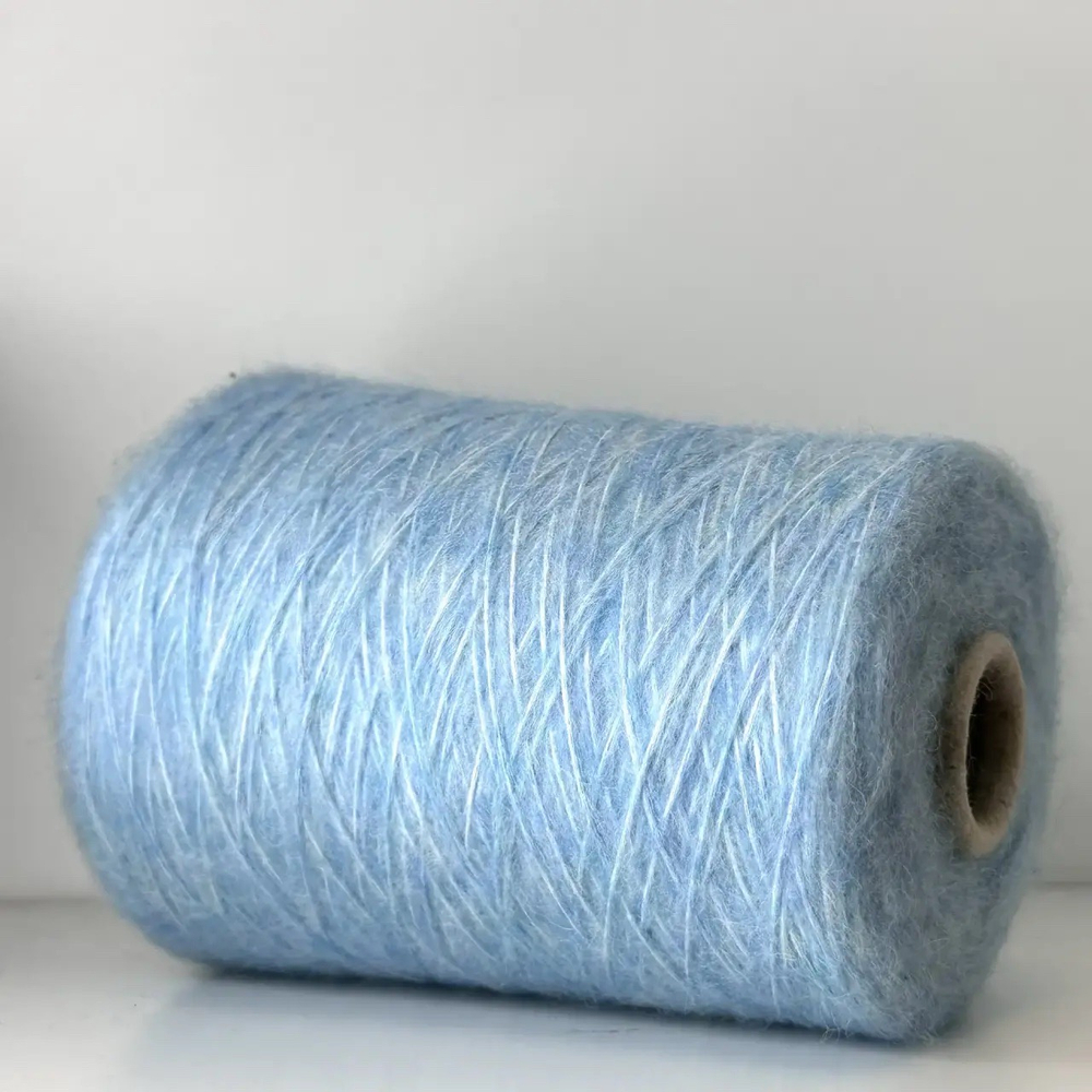 FUZZY - E. Miroglio; 75% вспушенный меринос, 25% п/а; 380м/100гр; col. 96С, цвет: голубой