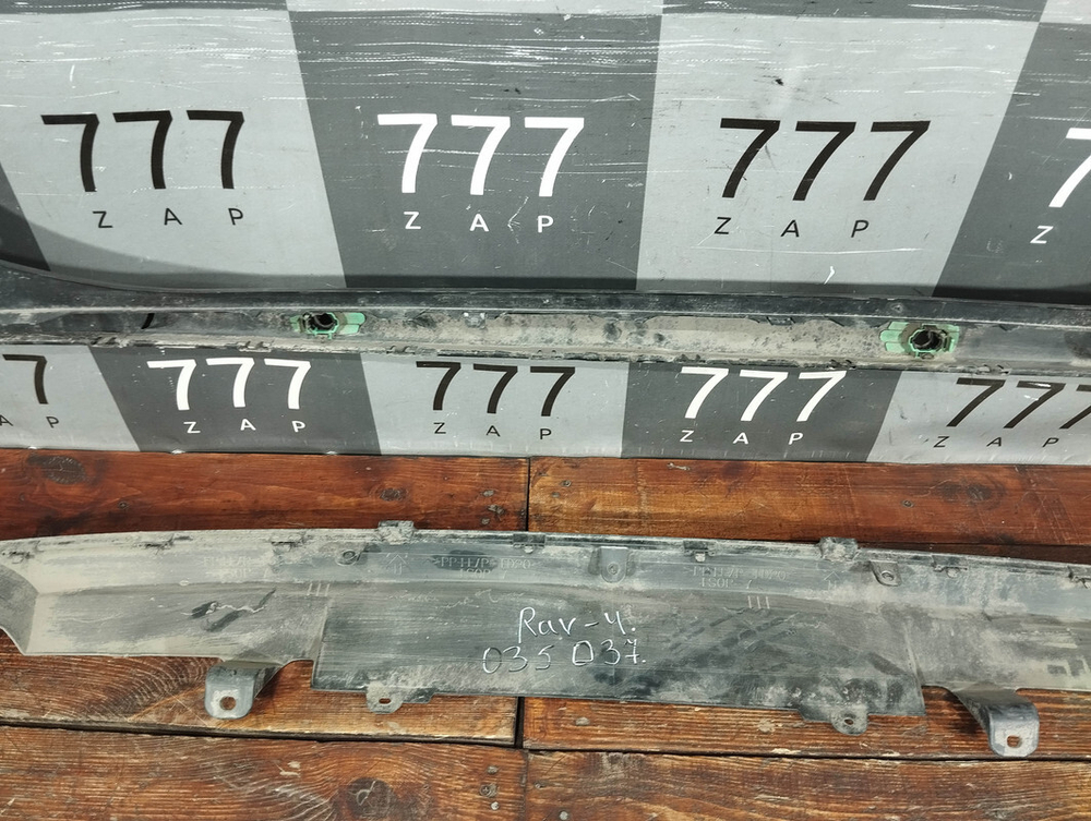 Бампер задний Toyota RAV4 V (XA50) 18-нв Б/У Оригинал 521590R280