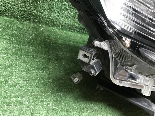 Фара правая Toyota LC Prado 150 (2017-н.в.) LED