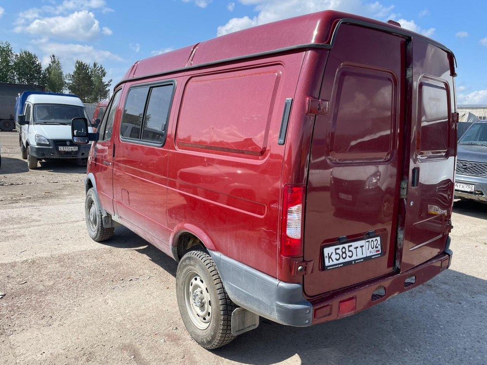 GAZ SOBOL Цельнометаллический 27527 (Бензиновый, 2,7 л, 107 л.с.)