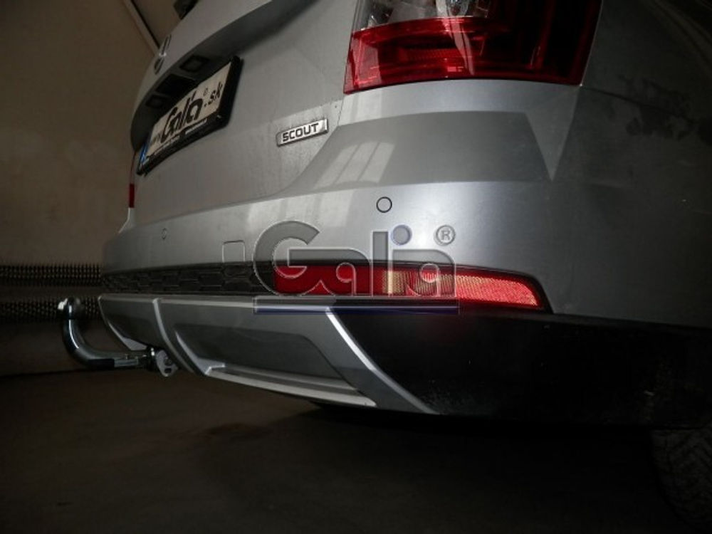 Фаркоп оцинкованный Galia S105C для Skoda Octavia седан/универсал 2013-(паспорт и сертификат в комплекте)(без электрики)
