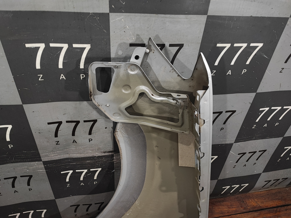 Крыло переднее правое LADA Largus 21-нв Б/У Оригинал 8450013079