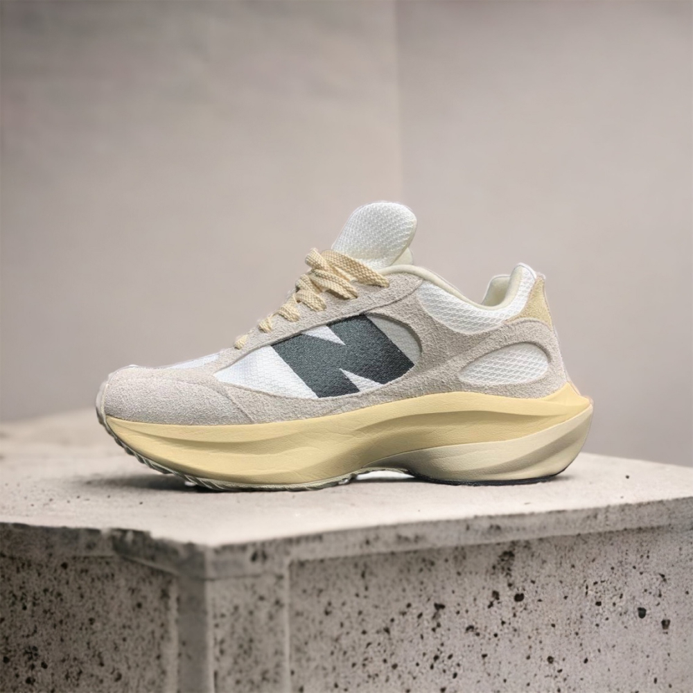 New Balance Warped Runner • Gray