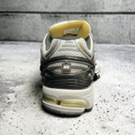 New Balance 1906R • White Gold