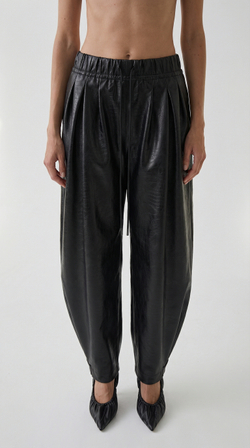 Брюки из экокожи