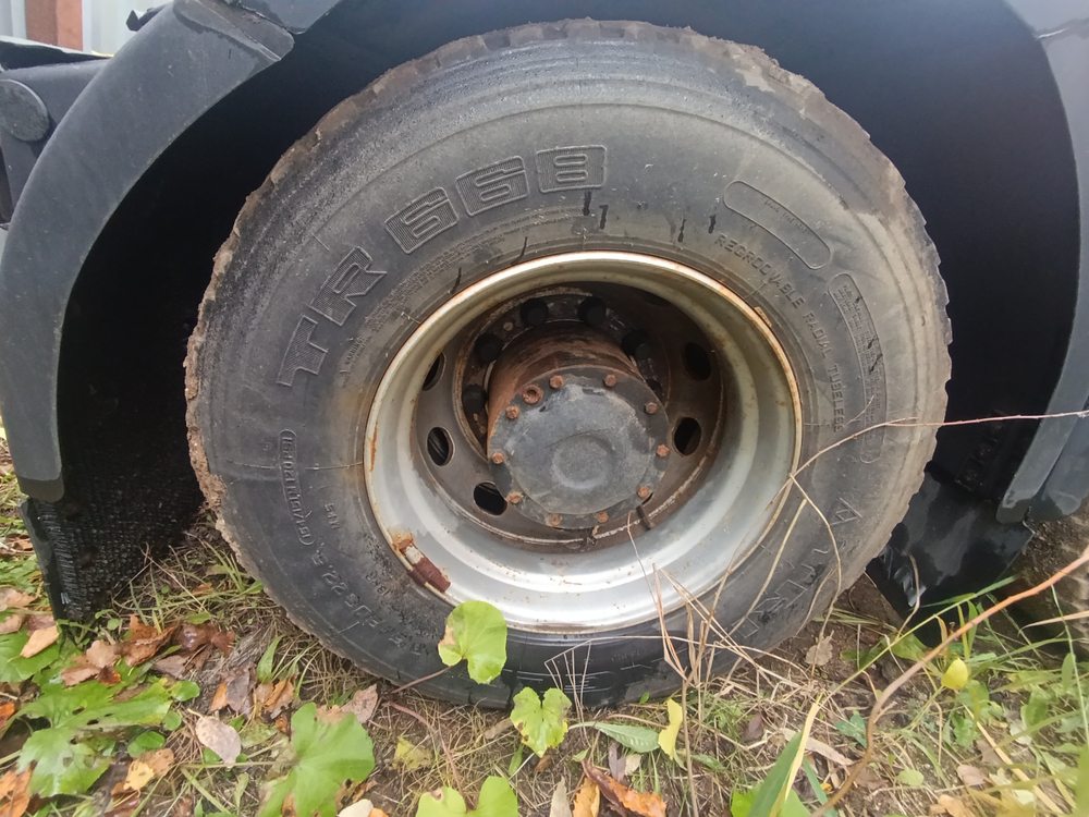 Shacman (Shaanxi) SX* 6x4 Седельный тягач SX42584V324 (Дизельный, 11,6 л, 423 л.с., МТ)