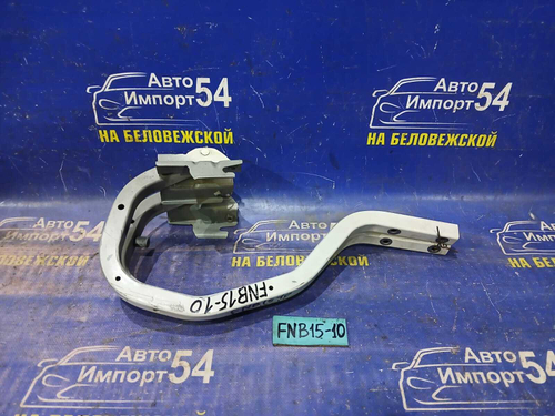 Петля багажника NISSAN SUNNY 2000