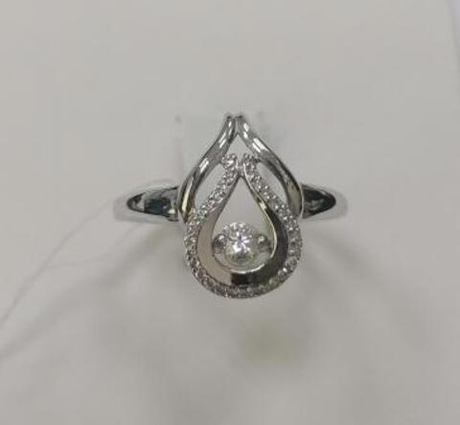 Кольцо из золота с бриллиантами