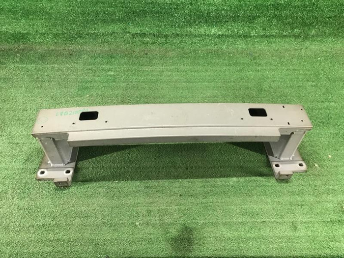 Усилитель передний Land-Rover Defender 2 L663 (2019-н.в.)