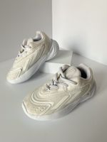 Кроссовки Adidas, 25