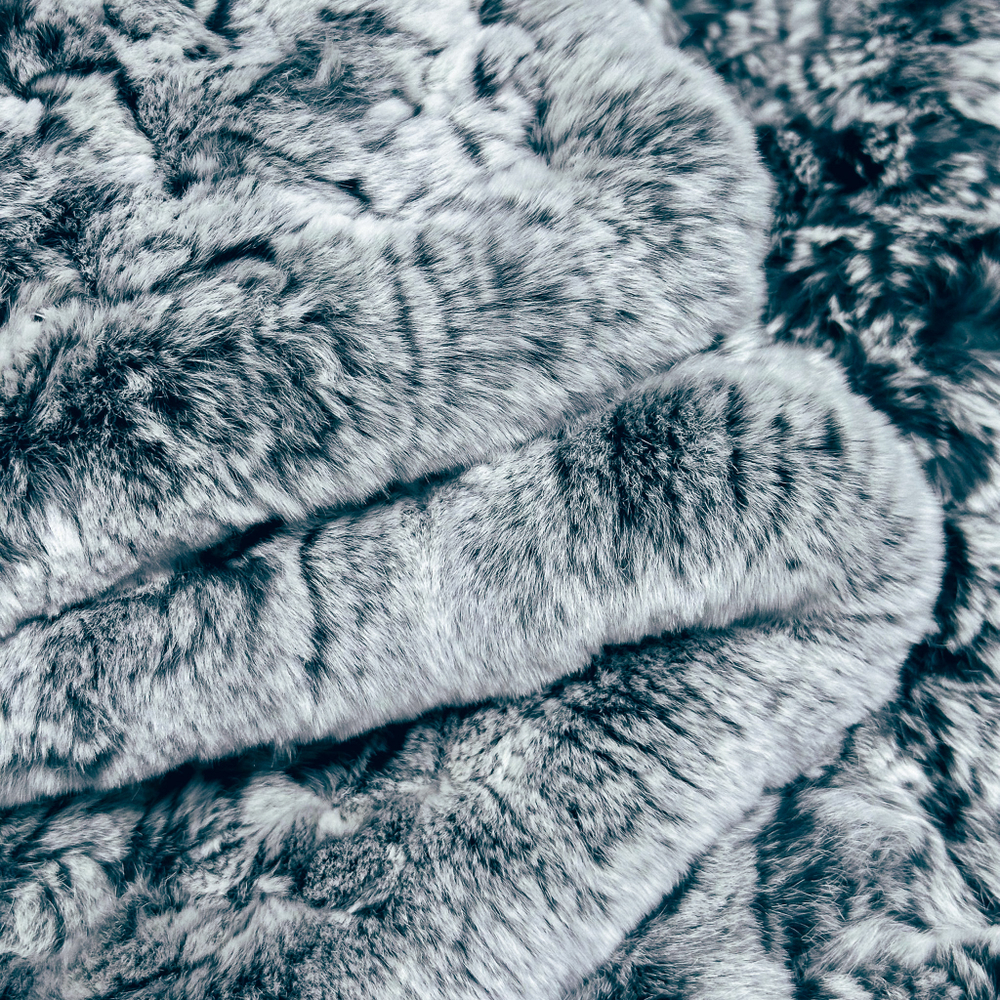 "Вязаный" плед из натурального меха рекс 200*150 см (серый сноутоп, окрас меха в два тона)