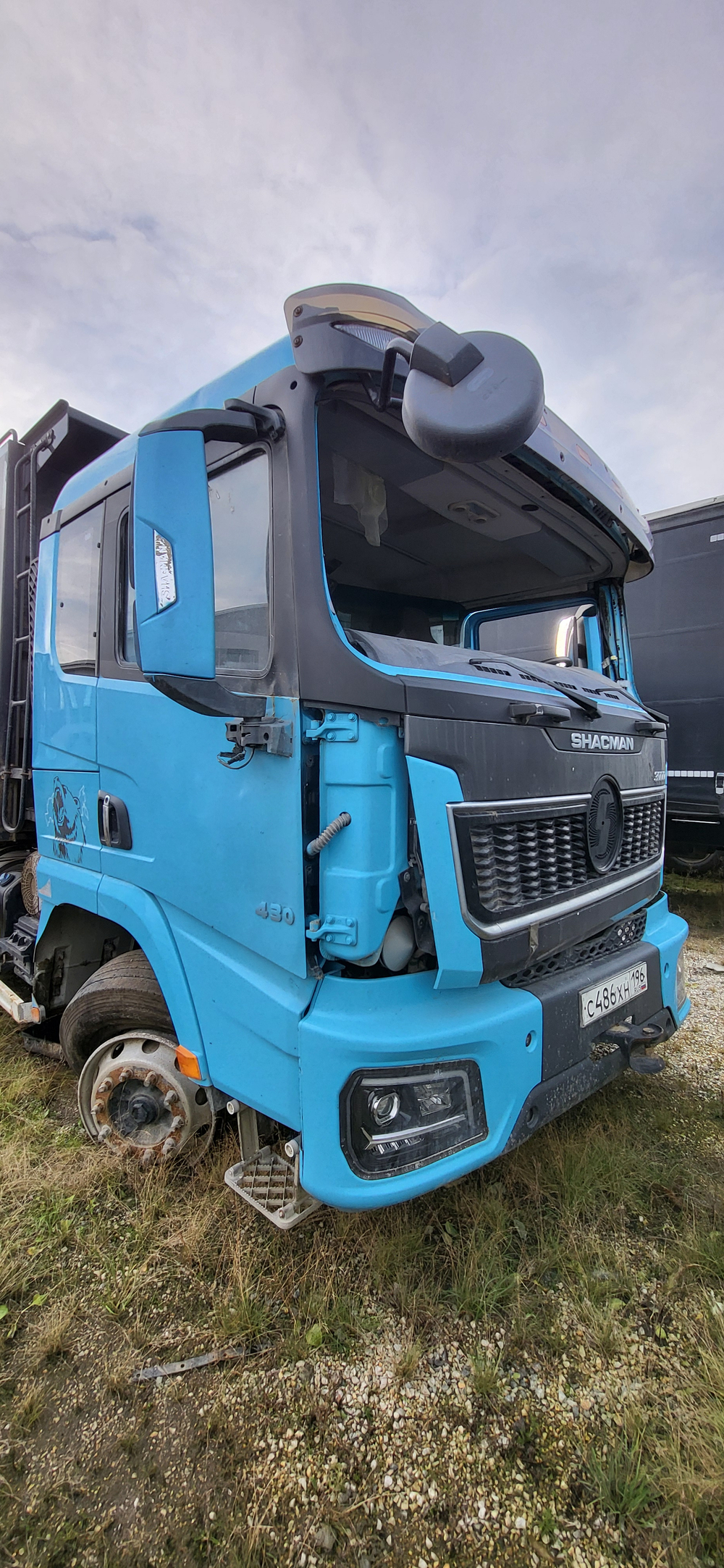 Shacman (Shaanxi) SX* 6x4 Самосвал SX32586V384 (Дизельный, 11,6 л, 423 л.с., МТ)