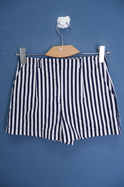 Шорты Concept Club в полоску 42 размер