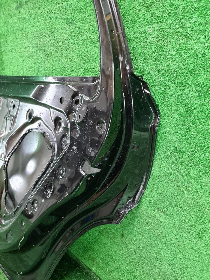 Дверь задняя правая Geely Monjaro (2021-н.в.)