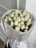 Букет из 35-ти белых тюльпанов