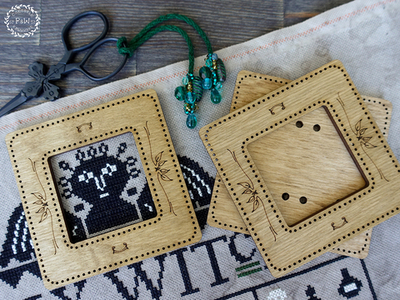 Квадратная рама с окном под вышивку 5 см