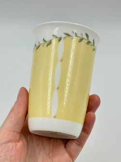 Жёлтый стакан Tiffany & Co