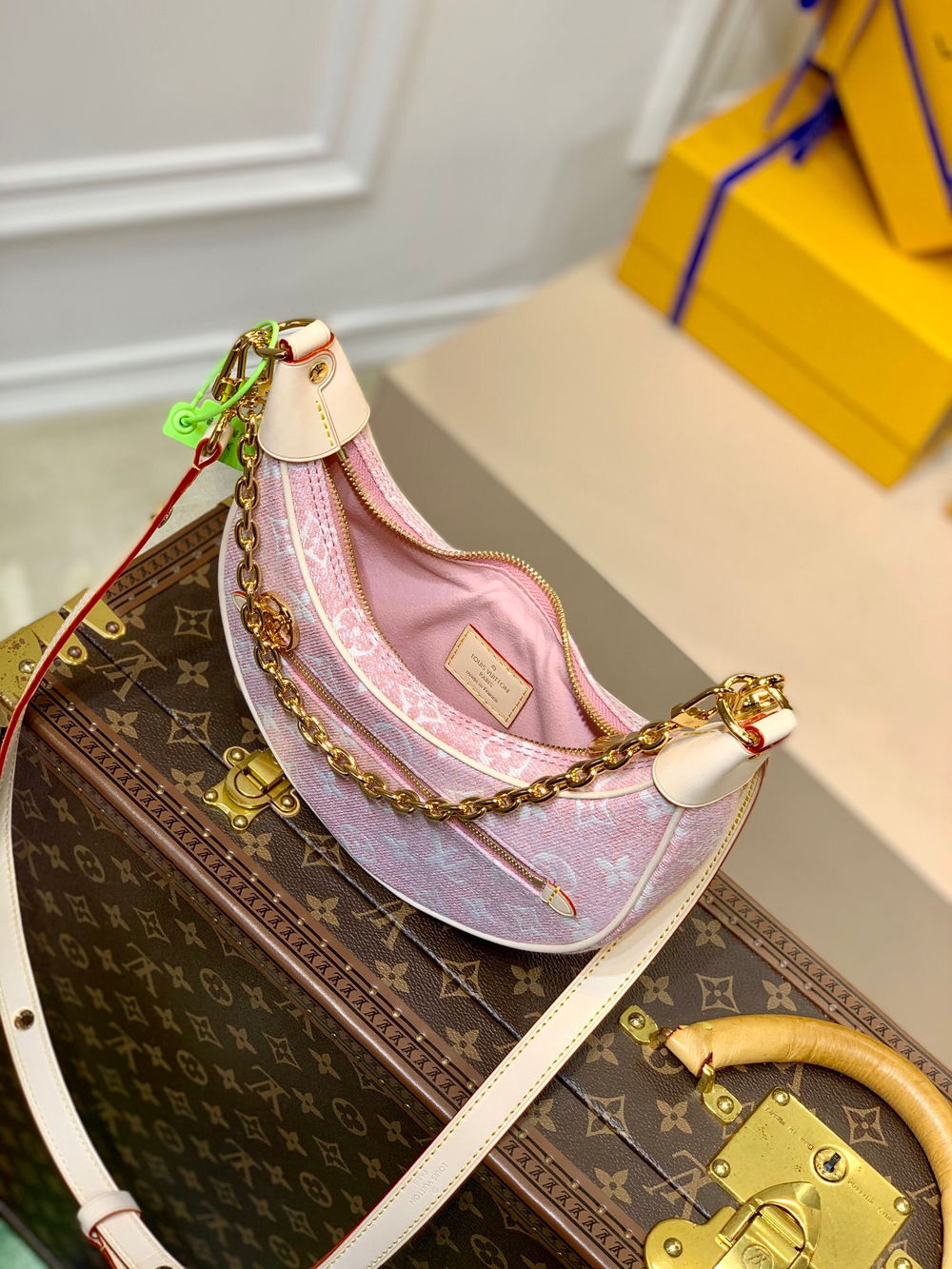 Louis Vuitton Loop