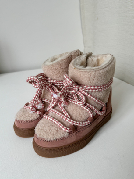 Новые зимние сапоги Inuikii, 28,5