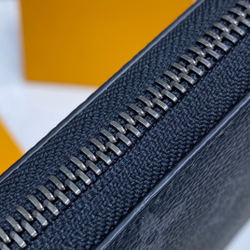 Louis Vuitton Zippy Wallet