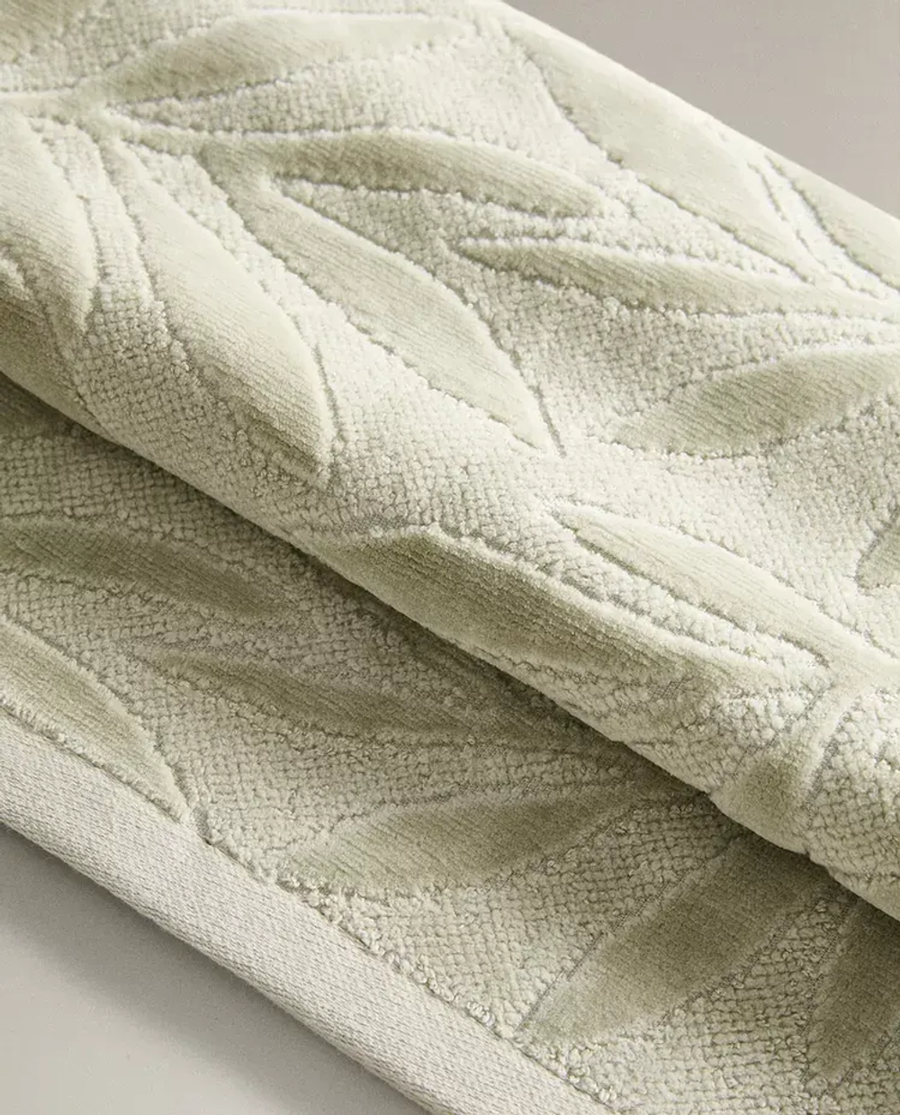 ZARA HOME ЖАККАРДОВОЕ БАННОЕ ПОЛОТЕНЦЕ, ЗЕЛЕНЫЙ