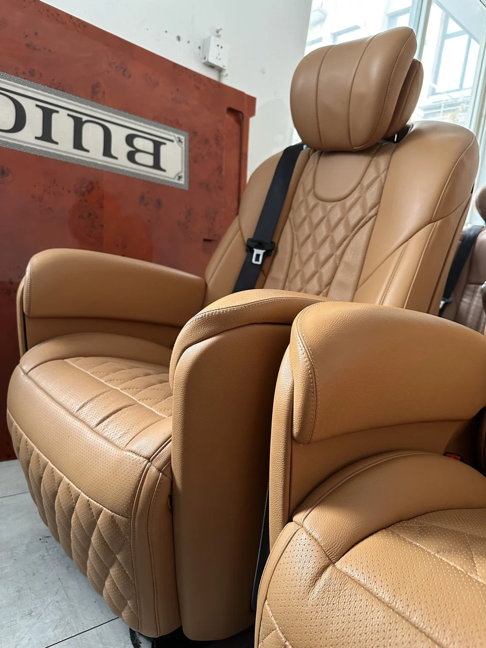 Сиденья капитанские кресла для Mercedes-Benz V-class / Vito W447 2015-2024+ Мерс кожаные сиденья сиденье кресла