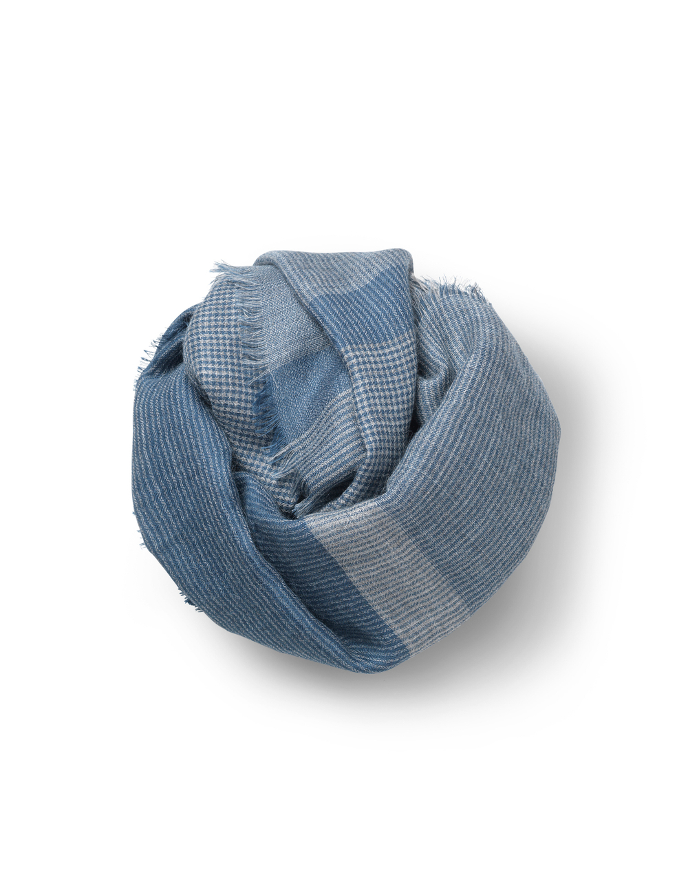 Платок 120x120 Elvang Milan Blue 4152