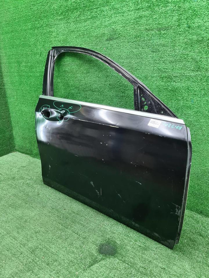 Дверь передняя правая Mercedes E W213 (2016-2023)