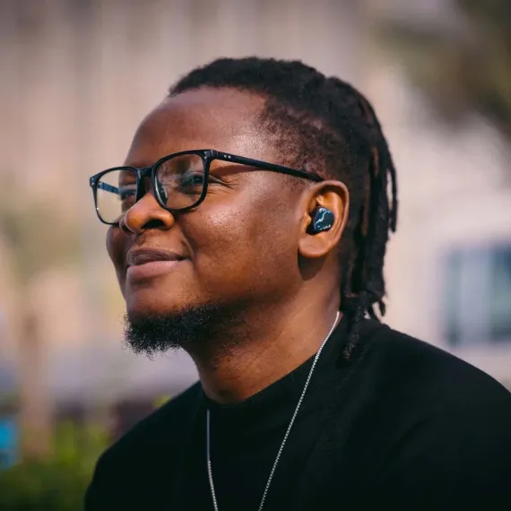 Noble Audio FoKus Mystique Blue Black