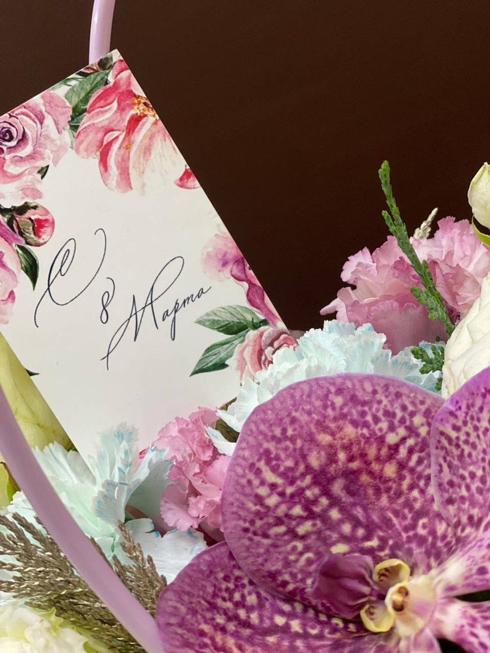 Букет 8 Марта М-10