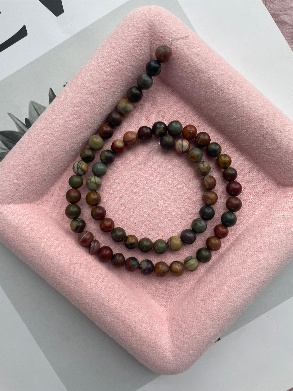 Нить бусин из яшмы 6,5мм, матовые