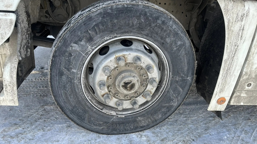 Foton AUMAN 4x2 Седельный тягач BJ4189SLFKA (Дизельный, 11,8 л, 419 л.с. АТ)