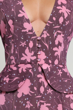 Платье в цветок с баской