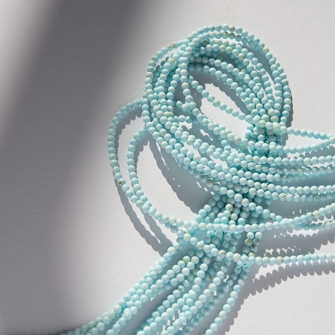 Туркенит (имитация бирюзы светлого оттенка), 2,5мм, шар