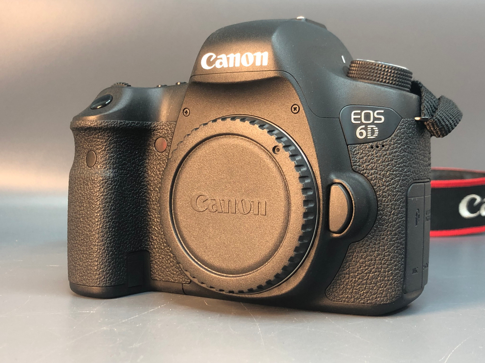 Canon EOS 6D, 1500 кадров пробега