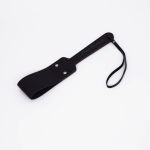 Черный кожаный паддл с деревянной ручкой - 34 см.